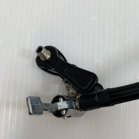  MAKITA マキタ 電動工具 充電式空気入れ コードレス式 18v 63452 MP180D グリーン