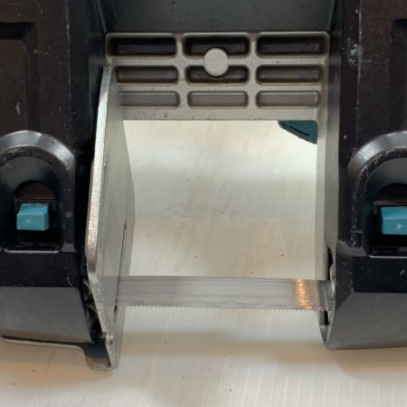  MAKITA マキタ 電動工具 バンドソー コードレス式 18v 17372 PB183D グリーン