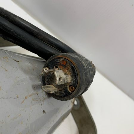  岩崎産業 投光器 300v 動作未確認 H373D