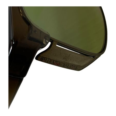  OUTLAND 釣り服飾 偏光サングラス  ブラック WABASH ケース付 ブラック