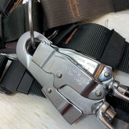  藤井電工 工具関連用品 フルハーネス型安全帯 巻取式シングルランヤード×2 2021/10