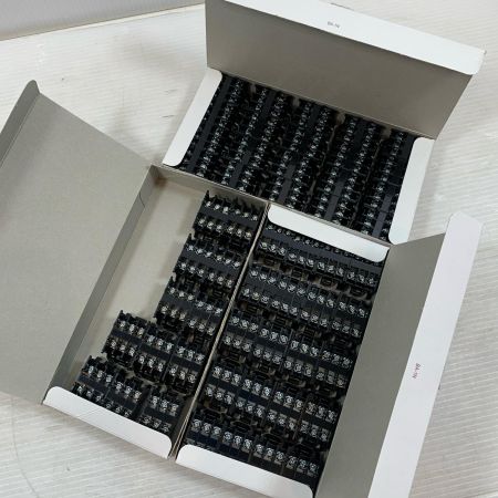  IDEC 工具関連用品 レール式端子台 52個入り BA111TPN20