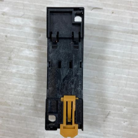  OMRON オムロン 工具関連用品 共用ソケット 20個 PYFZ2201A