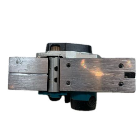MAKITA マキタ 工具 切削工具 電動カンナ コードレス式 82mm 18v 433283 KP180D ブルー