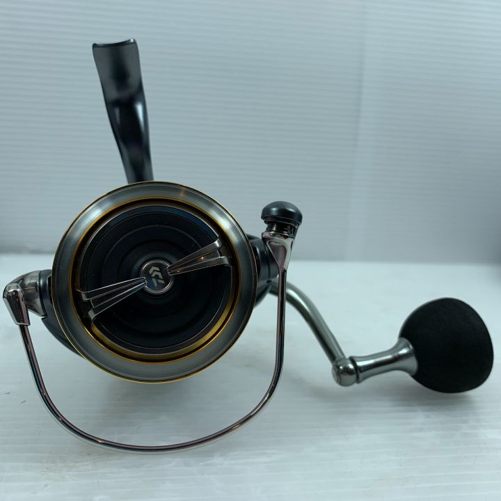 DAIWA ダイワ スピニングリール DAIWA 箱付 23エアリティ 00061137  