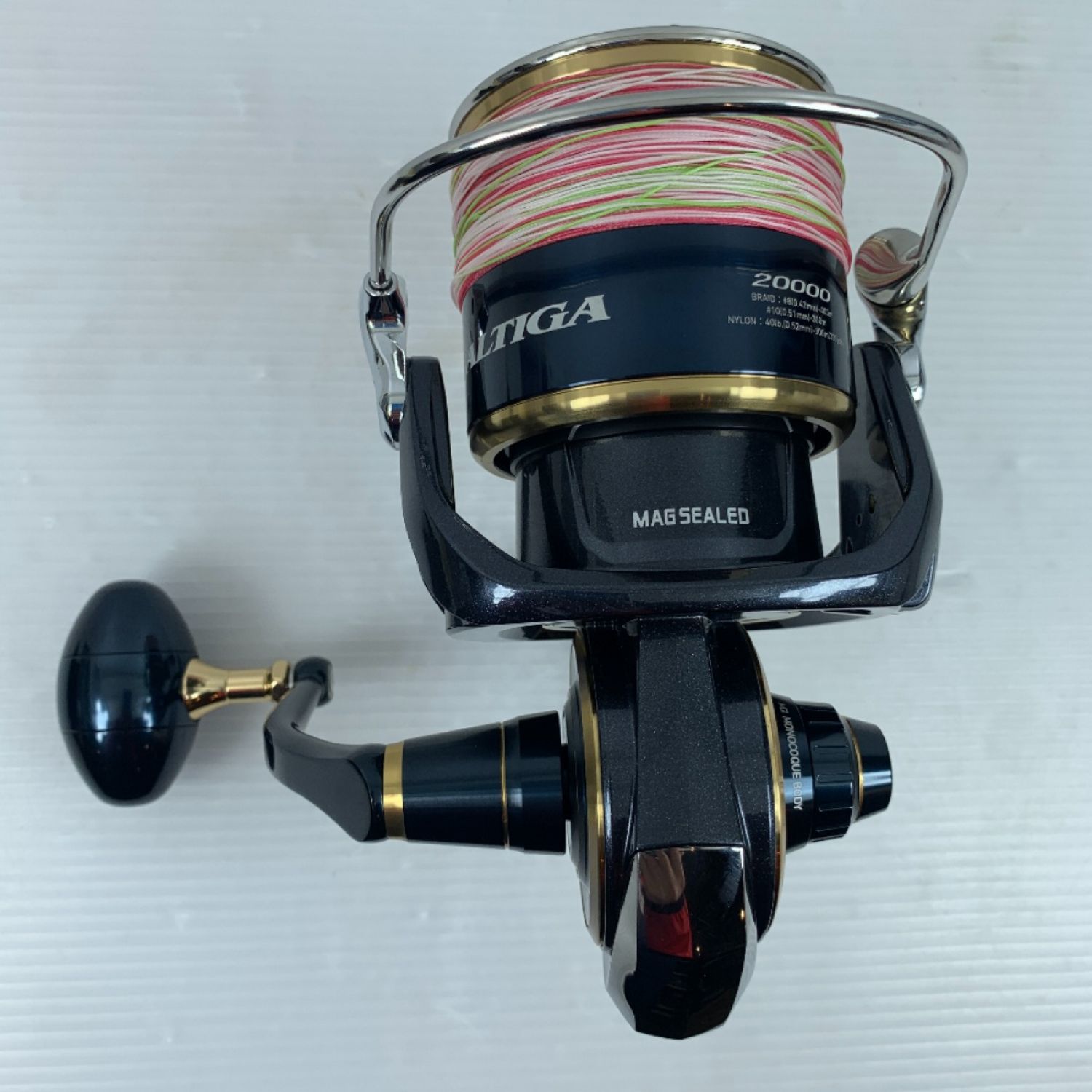 中古】 DAIWA ダイワ スピニングリール 美品 箱・取説付 20ソルティガ