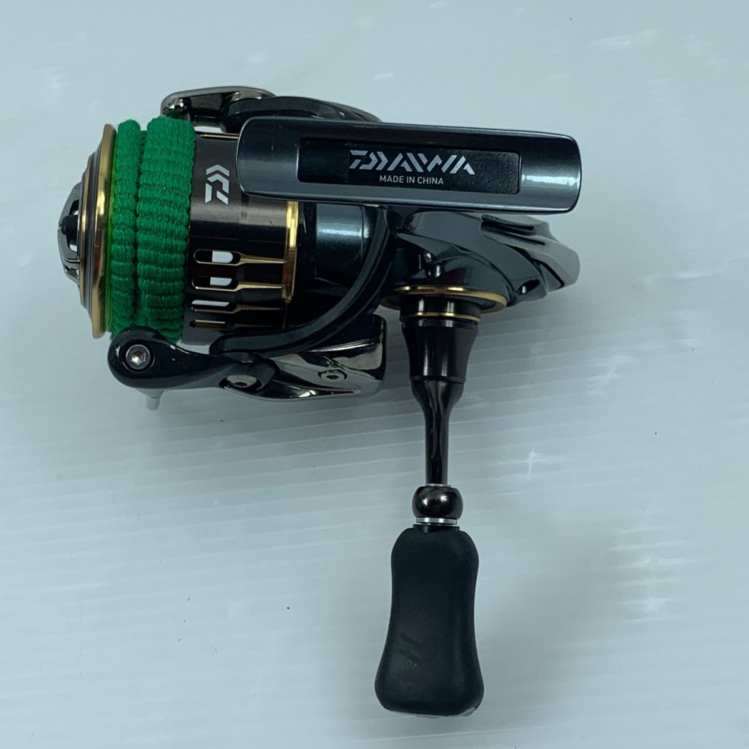 中古】 DAIWA ダイワ スピニングリール 程度B 17THEORY 2506 055997 B