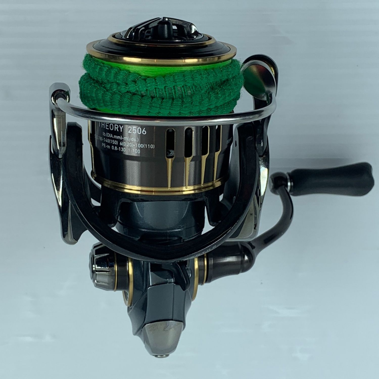 中古】 DAIWA ダイワ スピニングリール 程度B 17THEORY 2506 055997 B