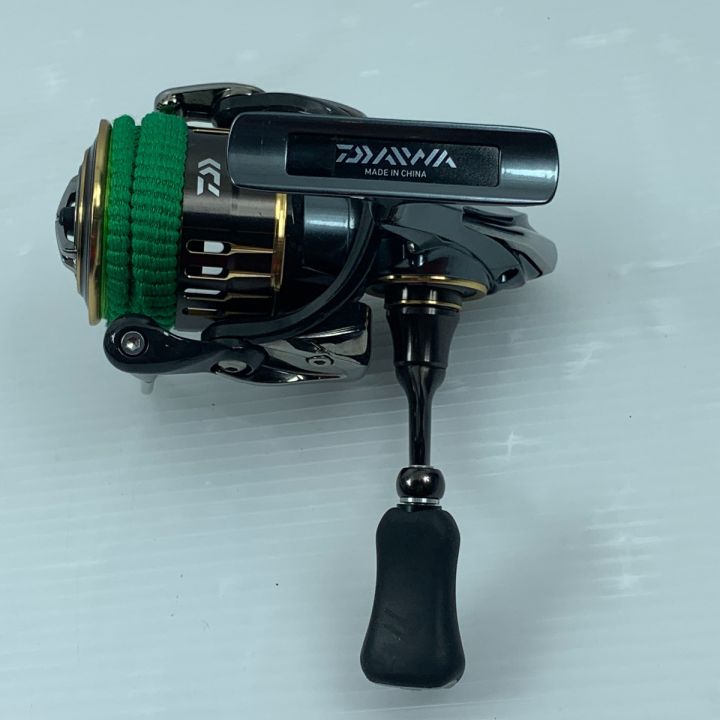 DAIWA ダイワ スピニングリール 程度B 17THEORY 2506 055997｜中古 