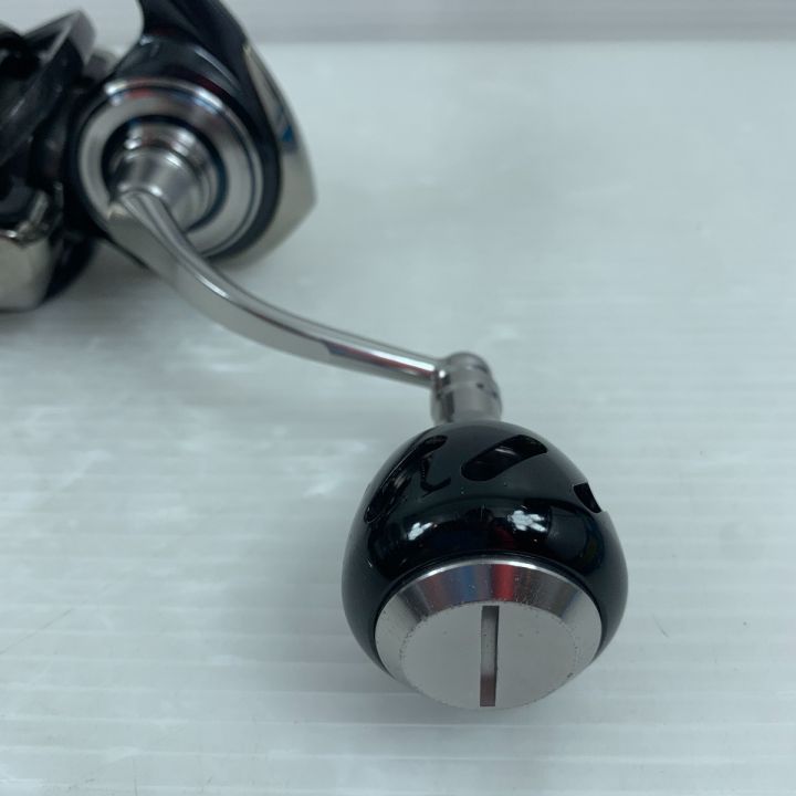 DAIWA ダイワ スピニングリール キズ有 箱付 19セルテート LT5000D-CXH