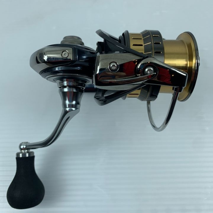 DAIWA ダイワ 釣り用品 リール スピニングリール 程度A SLPスプール 19ｾﾙﾃｰﾄLT3000｜中古｜なんでもリサイクルビッグバン