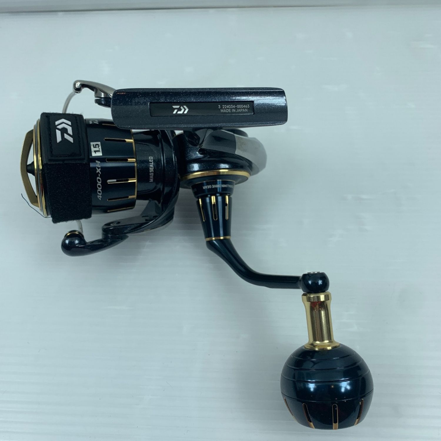 中古】 DAIWA ダイワ スピニングリール 程度A 美品 23ソルティガ 4000