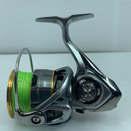 中古】 DAIWA ダイワ スピニングリール キズ有 程度B 18フリームスLT