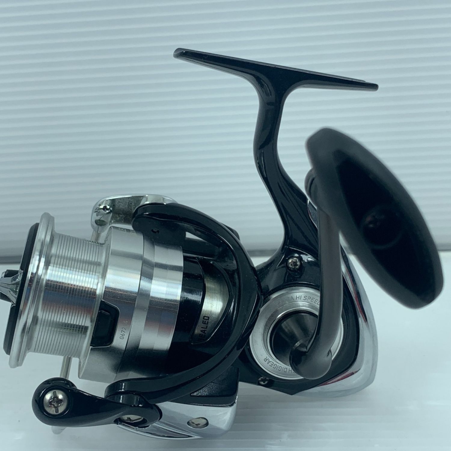 中古】 DAIWA ダイワ スピニングリール 程度B 19レグザ LT3000D-CXH B