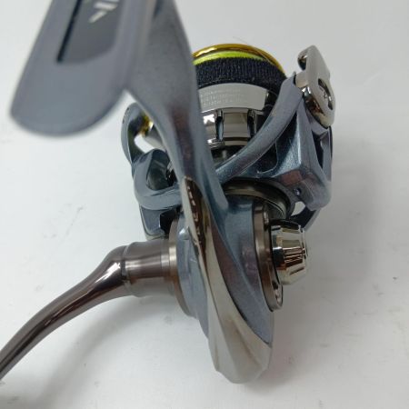 DAIWA ダイワ スピニングリール 00055631 15ルビアス 1003