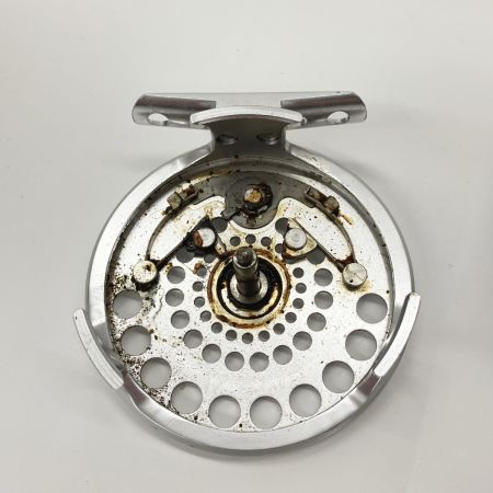 DAIWA ダイワ Phantom ファントム #807 フライリール - 中古釣り