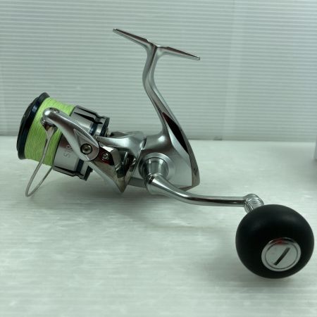 SHIMANO シマノ リール スピニングリール 19ストラディックC5000XG 04025