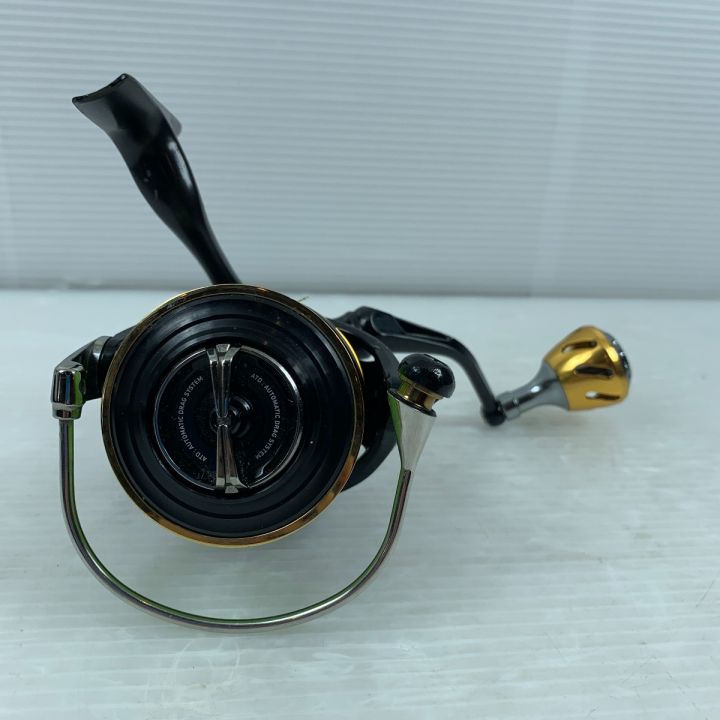 DAIWA ダイワ リール スピニングリール 17モアザン3012H 059831｜中古｜なんでもリサイクルビッグバン