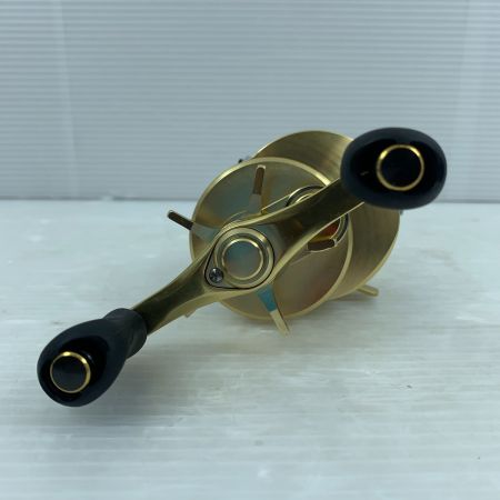  SHIMANO シマノ リール ベイトリール 15カルカッタコンクエスト 201HG 03440