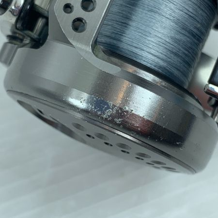 σσ SHIMANO シマノ ベイトリール キズ有 17カルカッタコンクエストBFS HG-R 03675