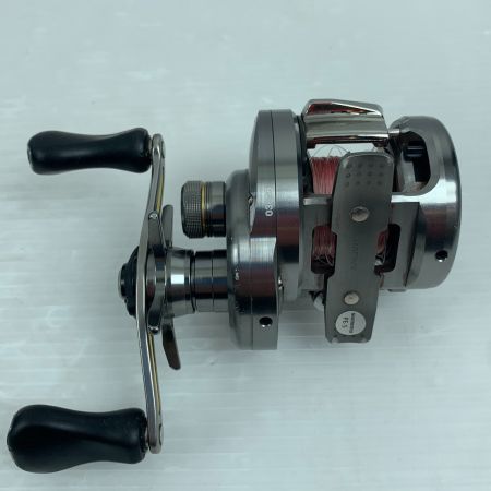  SHIMANO シマノ ベイトリール キズ有 17カルカッタコンクエストBFS HG-L 03676