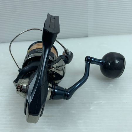  SHIMANO シマノ スピニングリール  20ストラディック　箱付 04245