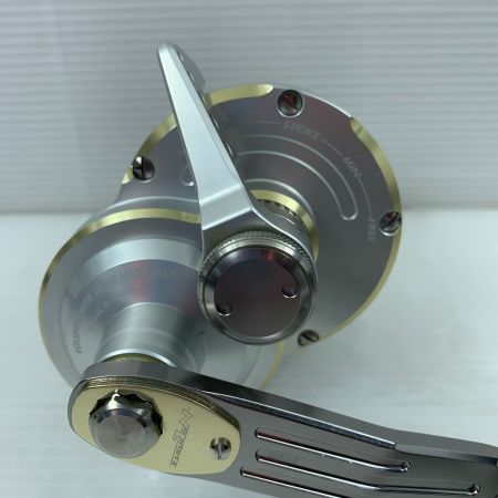  STUDIO OCEAN MARK ベイトリール  BHL100Lo-L 美品　ポーチ付 BLUE HEAVEN NoLimits