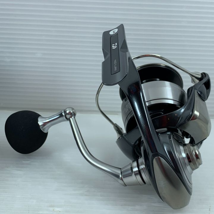 DAIWA ダイワ スピニングリール 美品 24セルテート LT5000D-CXH 61183
