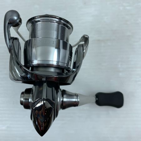  DAIWA ダイワ リール スピニングリール 箱付 22イグジスト LT2000S-H 109386