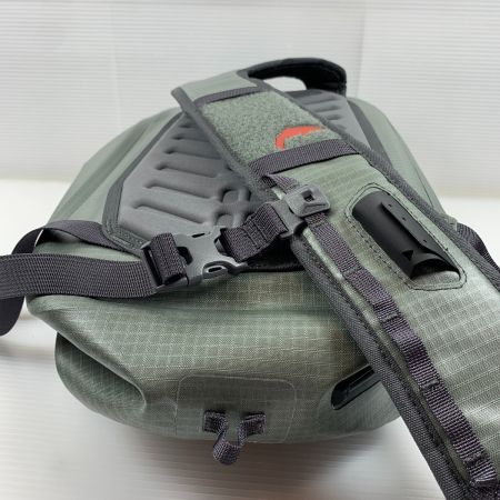  SIMMS  dry creek z sling/未使用 カーキ