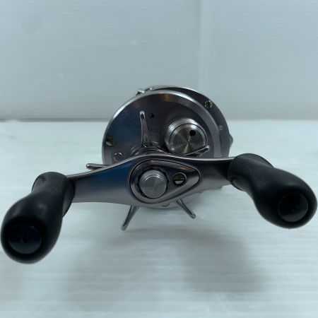  SHIMANO シマノ リール ベイトリール  11カルカッタコンクエスト 51DC 02702