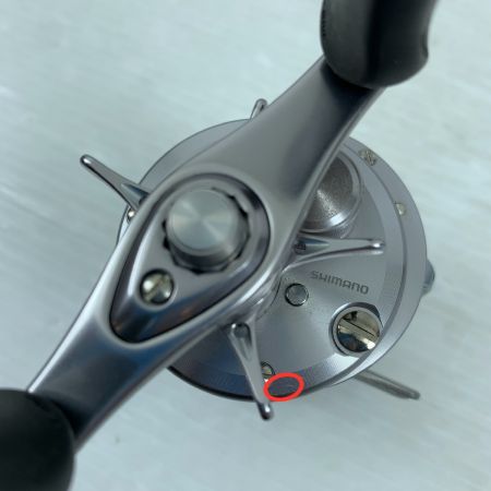  SHIMANO シマノ リール ベイトリール  11カルカッタコンクエスト 51DC 02702