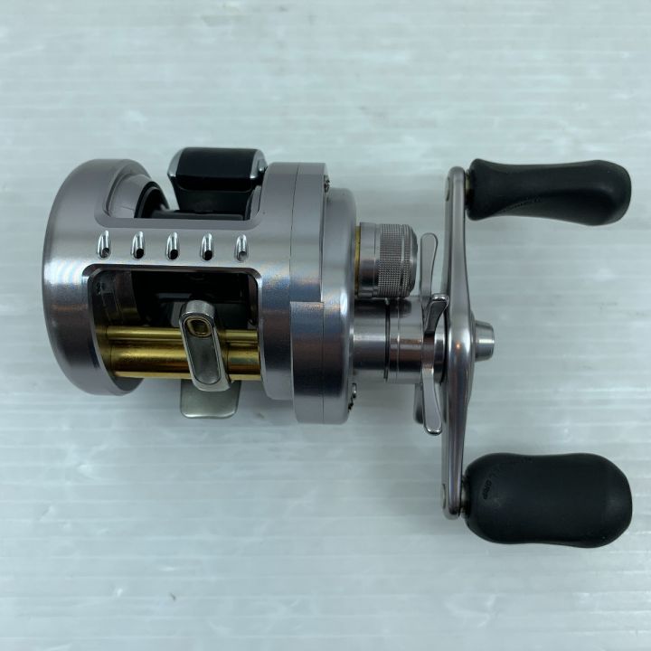 SHIMANO シマノ リール ベイトリール 11カルカッタコンクエスト 51DC 02702｜中古｜なんでもリサイクルビッグバン