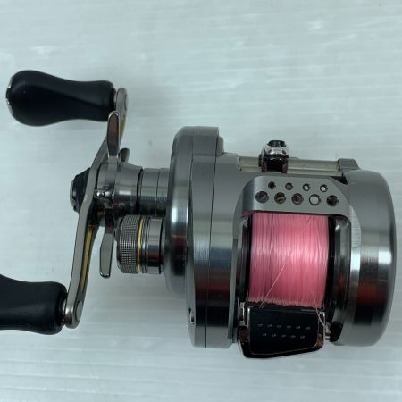  SHIMANO シマノ  03676 箱付 17カルカッタコンクエストBFS HG-L 03676