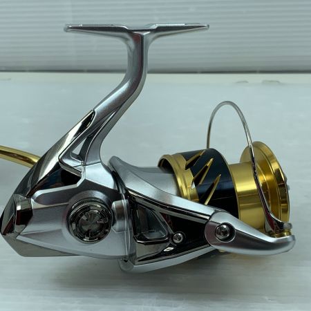  SHIMANO シマノ リール スピニングリール  18ストラディックSW 4000XG 03895