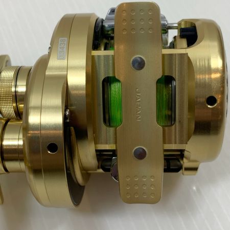  SHIMANO シマノ ベイトリール 15カルカッタコンクエスト101HG LEFT  03438