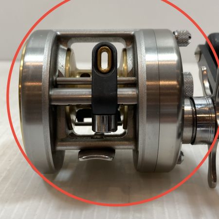  SHIMANO シマノ ベイトリール 05カルカッタ201 01960
