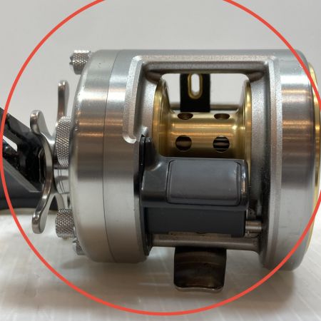  SHIMANO シマノ ベイトリール 05カルカッタ201 01960