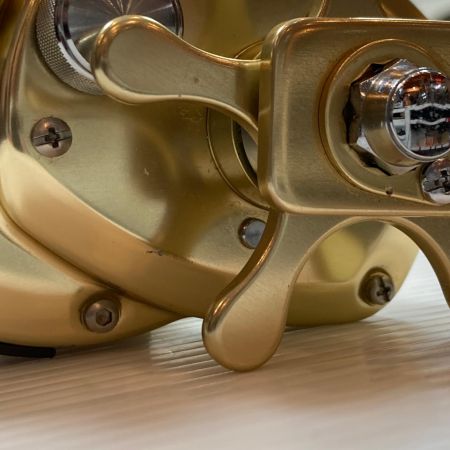 SHIMANO シマノ  ベイトリール オシアジガー2000Ｐ RH302