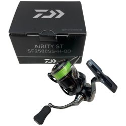 ττ DAIWA ダイワ スピニングリール 23 エアリティ ST SF2500SS-H-QD  3 391385 Bランク