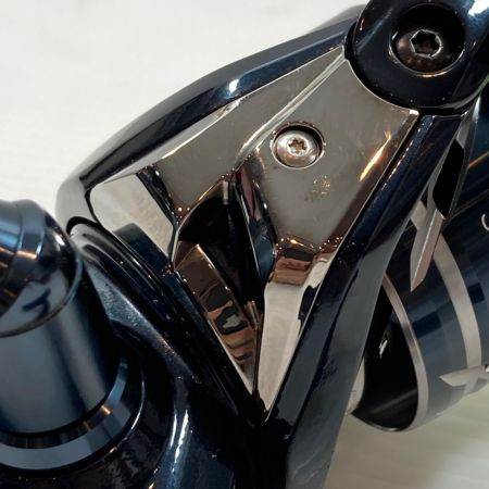  SHIMANO シマノ スピニングリール 24ストラディックSW4000XG-B  047380