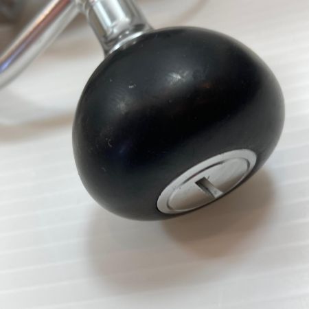  SHIMANO シマノ  スピニングリール 19ストラディック C5000XG 04025