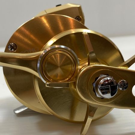  SHIMANO シマノ ベイトリール 18オシアコンクエスト CT3000HG 03820