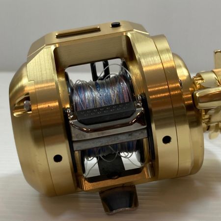  SHIMANO シマノ ベイトリール 18オシアコンクエスト CT3000HG 03820