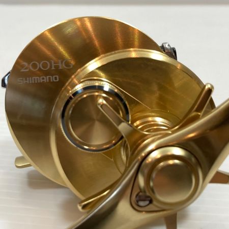  SHIMANO シマノ ベイトリール 15カルカッタコンクエスト200HG  03439