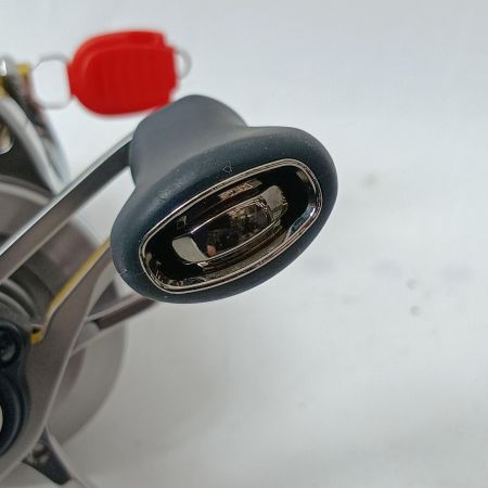 SHIMANO シマノ ベイトリール 045706 23カルカッタコンクエストBFS XGR 