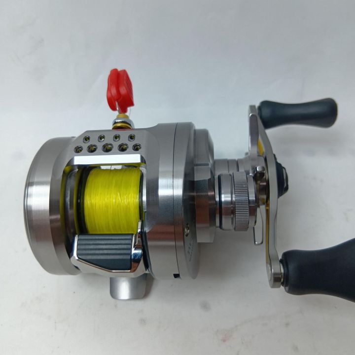 SHIMANO シマノ ベイトリール 045706 23カルカッタコンクエストBFS XGR