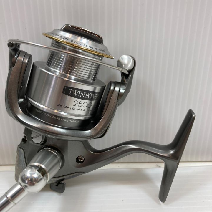 SHIMANO シマノ スピニングリール 02ツインパワー2500 SC83E - 中古