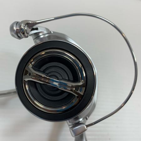  SHIMANO シマノ  スピニングリール 23ストラディック C5000XG  045911