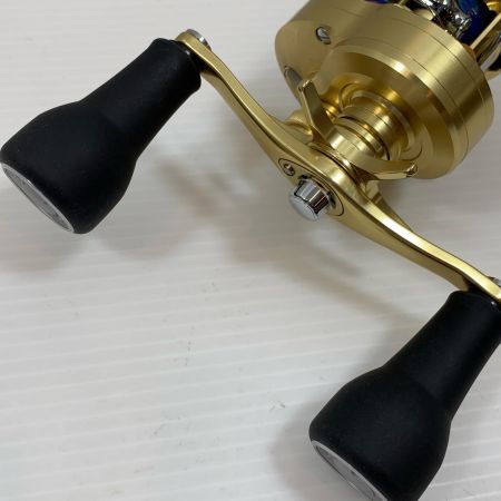  SHIMANO シマノ  ベイトリール 23カルカッタコンクエストMD 300XGLH  045935